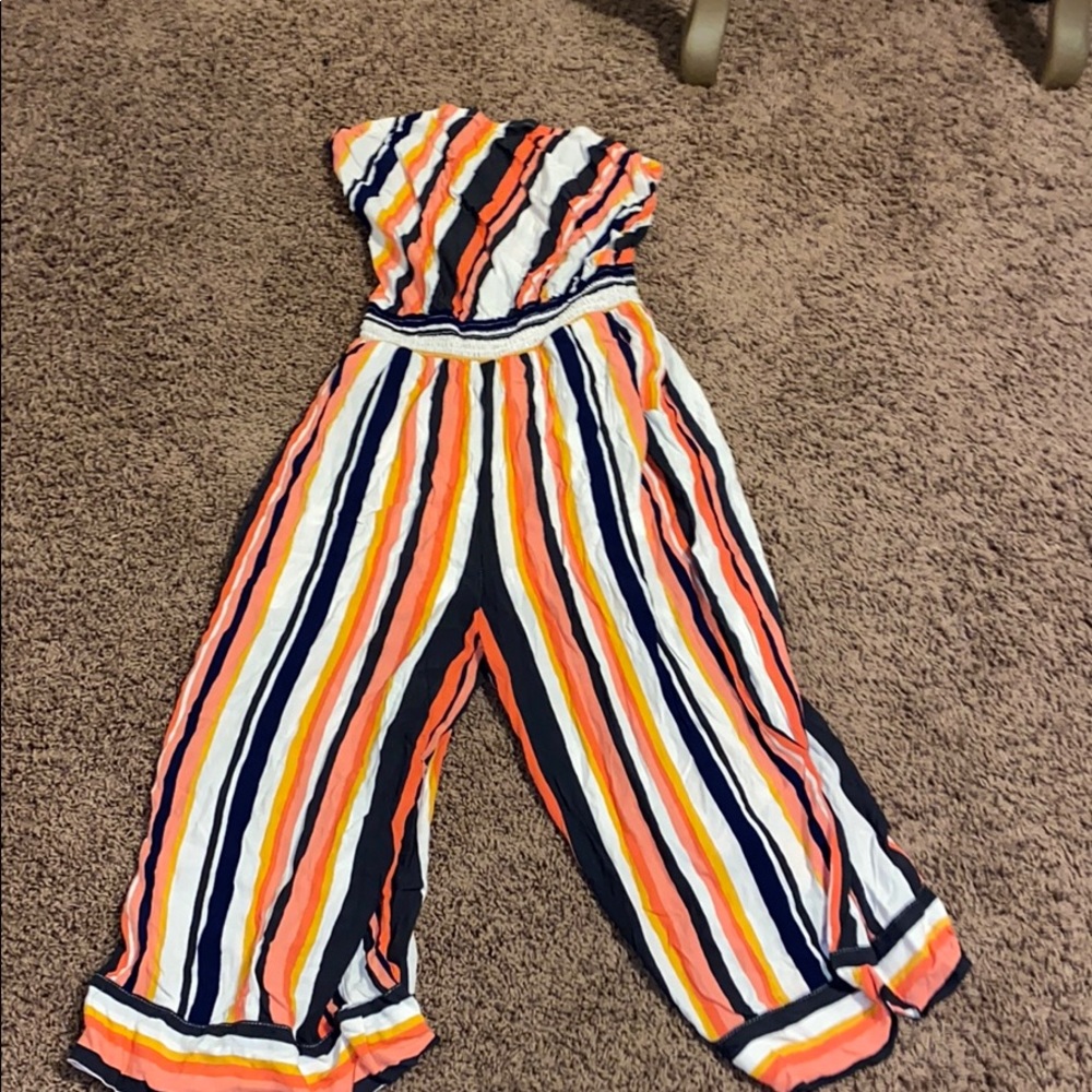 Super cute strapless romper